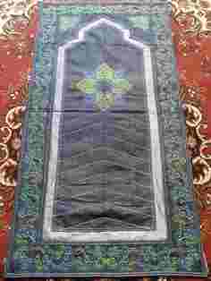 Grosir Sajadah Banyuwangi